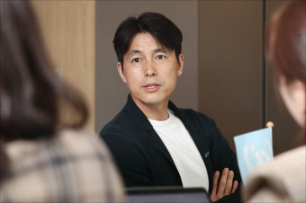 <포토> 기자회견 갖는 정우성 유엔난민기구 친선대사