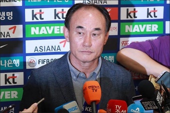 [기자의 눈] 김학범호 위대한 도전이 ‘박항서 열풍’에 가려지나