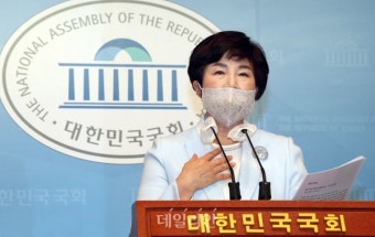 잔여 백신 접종 예약 참여 촉구하는 민주당 전혜숙 백신치료제특위 위원장