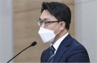 김진욱, 기자간담회서 또 '피의사실공표' 언급…이성윤 공소장 유출 수사 합리화?