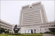 음주차량에 치여 숨진 의대생, 의사 수입으로 산정해 배상하라…대법원