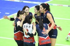 ‘8연승’ 도로공사 만나는 IBK기업은행, 가시밭길 여정 시작?