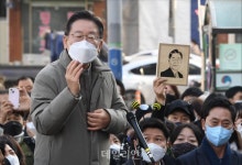 평택 시민들에게 지지 호소하는 이재명