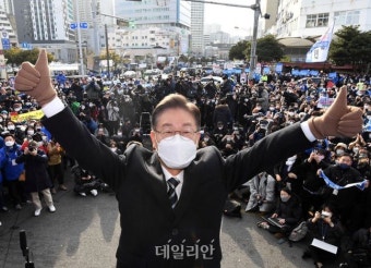 이재명, 방탄 유리막으로 서울 유세...부동산 정책 강조 및 지역 방문 fort.
