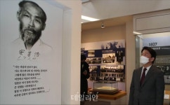 국민의당 안철수, 도산 안창호기념관 방문