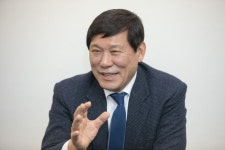 ‘기승전돔’ 허구연 총재가 꿈꾸는 인프라 [김윤일의 역주행]