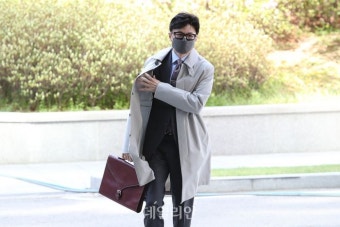 청문회 준비단 사무실 첫 출근하는 한동훈 법무부 장관 후보자
