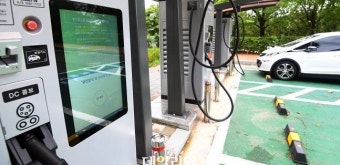 환경부, 전기차 충전시설 구축 민간 중심으로 전환