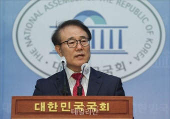 '인천 계양구을' 윤형선 국민의힘 후보 출마 선언 기자회견