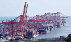 역대 5월 최고 수출에도…에너지가격 급등에 두달 연속 무역적자