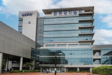 [르포] 한국광기술원, 미래 여는 빛의 기술로 미래차 시대 준비한다