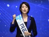 [프로필] '유일한 친문' 고민정, 민주당 최고위원 당선