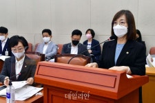 2021회계년도 결산 심사 제안설명하는 백경란 질병관리청장