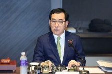 文정부 태양광 비리에…산업장관 재생에너지사업 집행과정 전수조사