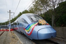 현대로템, 시속 320km 동력분산식 고속열차 첫 출고