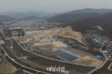 [D:로그인] 연료전환 1호 동서발전 음성천연가스발전소 첫삽…지역경제 활성화 기대