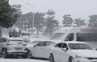 도로공사, '폭설' 충청·호남지역 이동 자제 당부