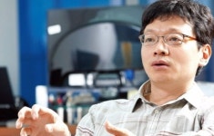 권혁빈 배우자, 10조원대 '스마일게이트' 지분 절반 요구