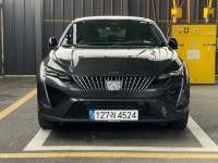 [시승기] 외모 믿고 지르는 푸조 408… 예쁘면 다야