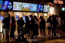 영화관, 문화가 있는 날 확대로 요금 간보기 시작…존재하는 온도차 [D:영화 뷰]