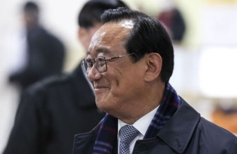 [속보] '울산시장 선거 개입 의혹' 1심 선고…송철호·황운하 각 징역 3년
