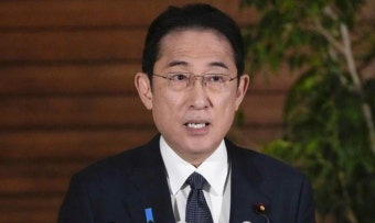 기시다, 통일교 간부 만났다…