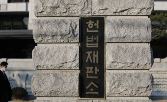 안동완 