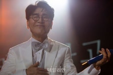 880명과 부르는 조항조의 인생찬가 “인생아, 고마워!” [홍종선의 연예단상㉞]