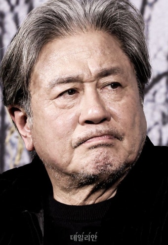 '배우 최민식'