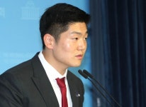 도낳스 헬스부 장관 팔방미인 김재섭, 도봉갑 출마선언