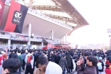 사람으로 꽉 찬 상암 월드컵 경기장