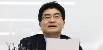 증원 '2천명' 놓고 팽팽한 줄다리기… 의대 교수들 