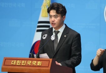 오영환, 민주 탈당 새로운미래 합류…