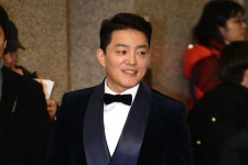 이범수 측 “이윤진 저격글 사실과 많이 달라…법정서 대응할 것”