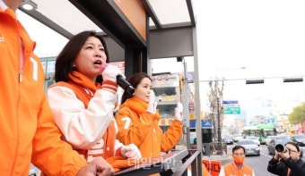 허은아 개혁신당 영등포갑 후보 '목소리 높여서 지지 호소'