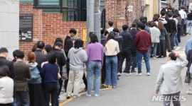 총선 당일, 한낮 포근·내륙 건조특보…일교차 큰 날 건강 옷차림은?