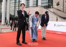 제25회 전주국제영화제 개막식 레드카펫 행사 시작