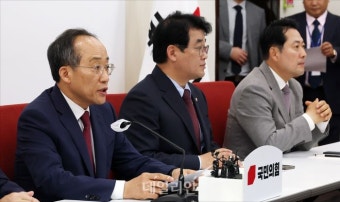 기자간담회 갖는 추경호 국민의힘 원내대표