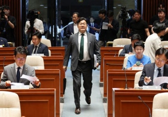 민주당, '22개 법안' 당론 채택…'김건희 특검법''방송3법' 재추진