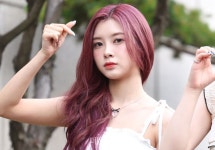 김다연 철철 흐르는 아름다움
