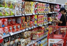 농촌지역 10곳 중 7곳은 소매점 없어…정부 이동장터 시동