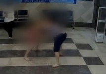이유 말 못해 찜질방서 남학생 쫓아다닌 30대 해군부사관