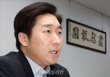 [인터뷰] 김용만 