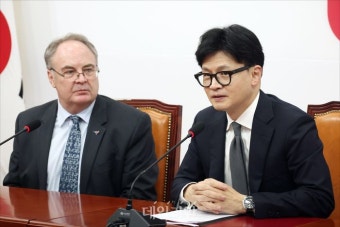 한동훈 국민의힘 대표, 제프 로빈슨 주한호주대사 접견