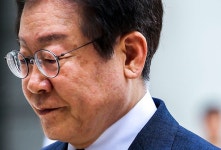 이재명, 김문기 알았을 것 48.7% 몰랐을 것 35.9% [데일리안 여론조사]