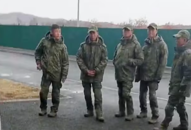 북한군, 러시아 쿠르스크에 대규모 집결...최대 5000명 전투지역으로 이동 예상
