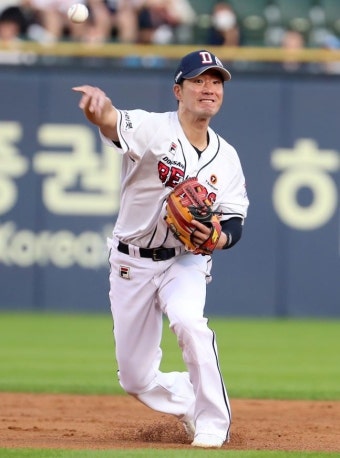 '21년 두산맨' 김재호, 공식 은퇴 선언 