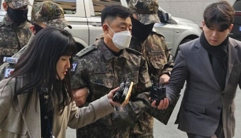 공수처, 문상호 정보사령관 구속 연장…군검찰 이첩 방침