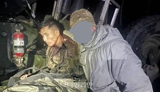 우크라이나서 생포된 북한군, 러시아와의 협력 관련 정보 얻을 것으로 보여