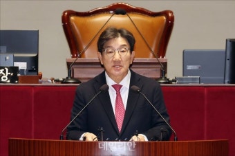 권성동 